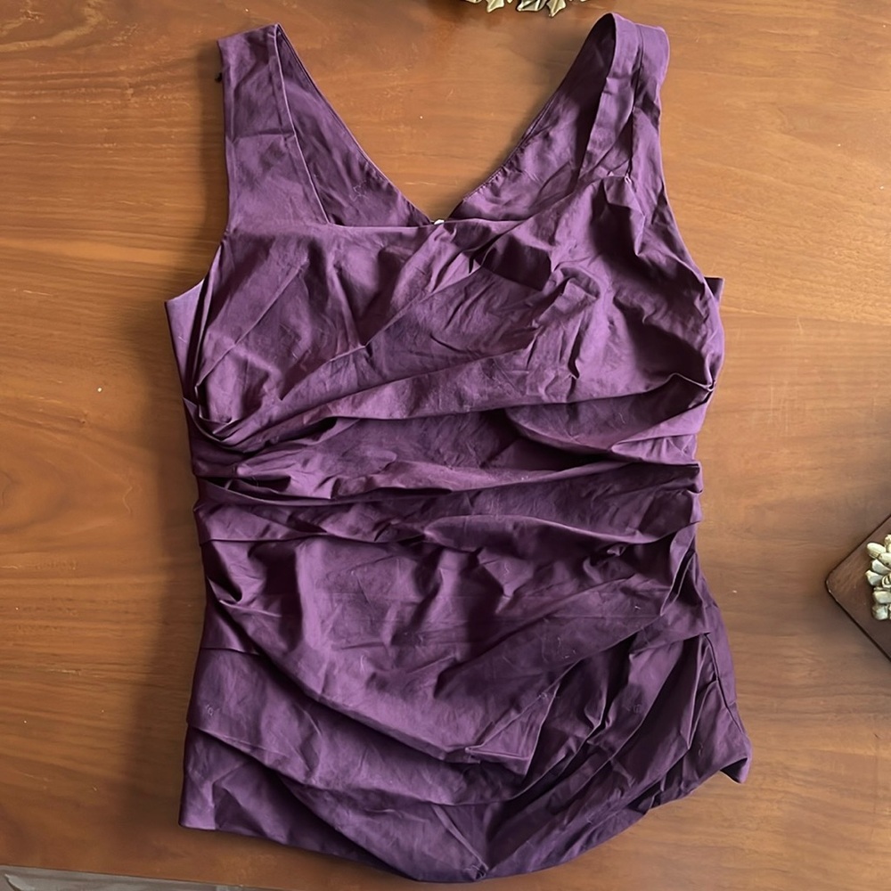 Ann Taylor burgundy sleeveless top - Picture 3 of 6